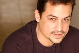 Mike Mayhew Artist Biography and Art Gallery Collection